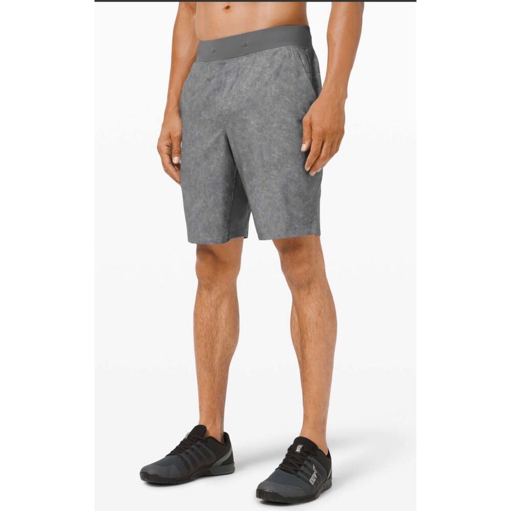 Lululemon‎ T.H.E. Short 9" Lined Men's size large